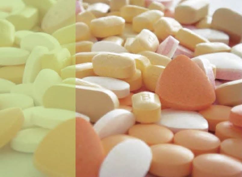 Private label vitamin C chewable triangle tablets and round effervescent tablets, orange and acerola cherry