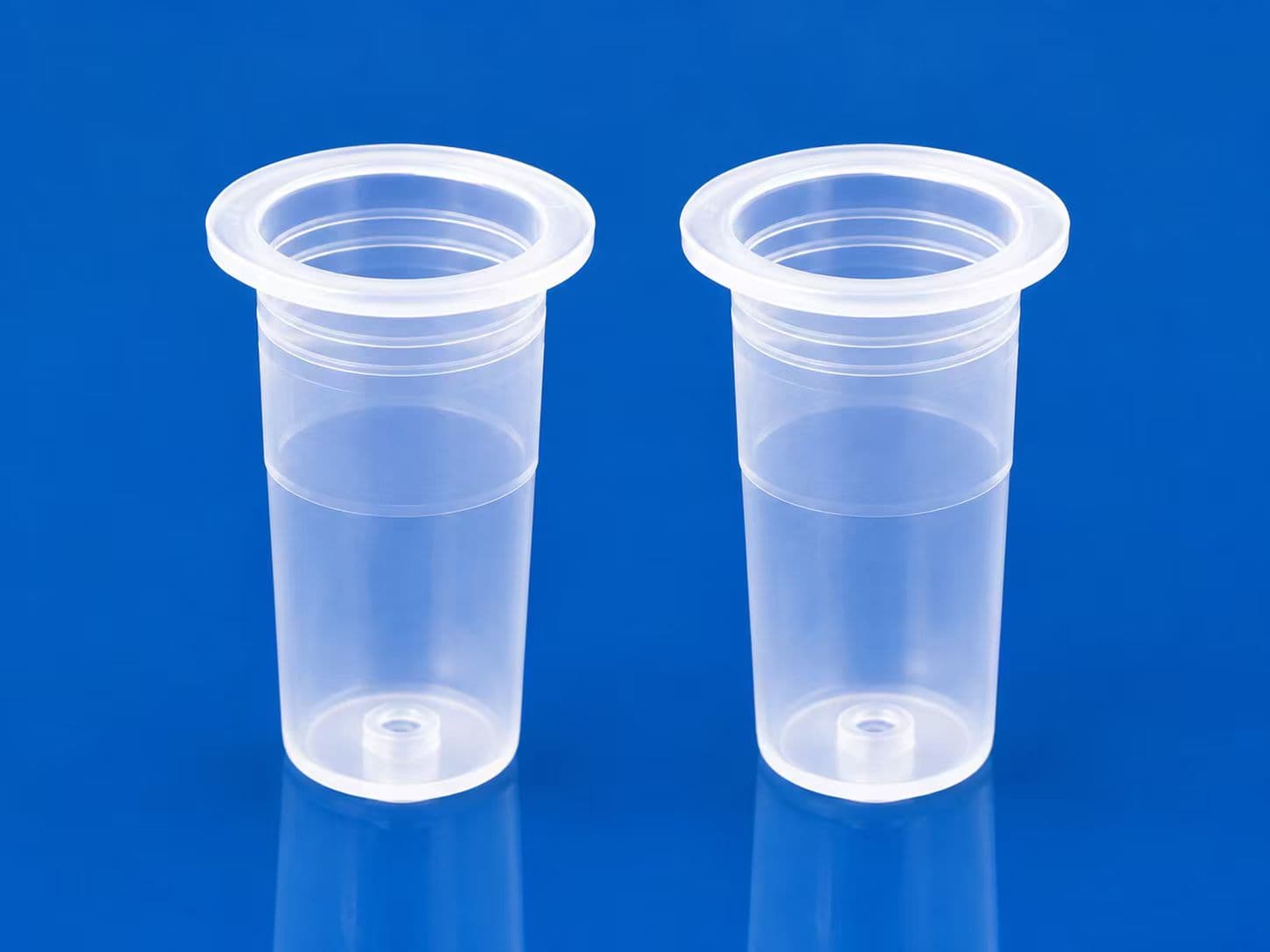 Plastic Specimen Cups